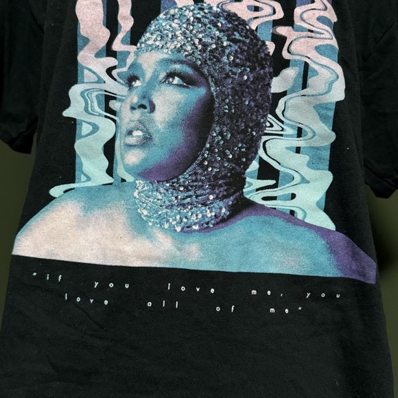 Lizzo Black Graphic Tee “You’re Special” Medium - Picture 3 of 5